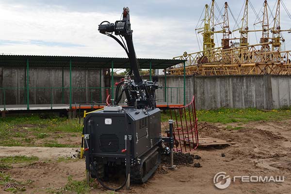 Самоходная буровая установка ББУ-001-001 (строительство) в Казахстане