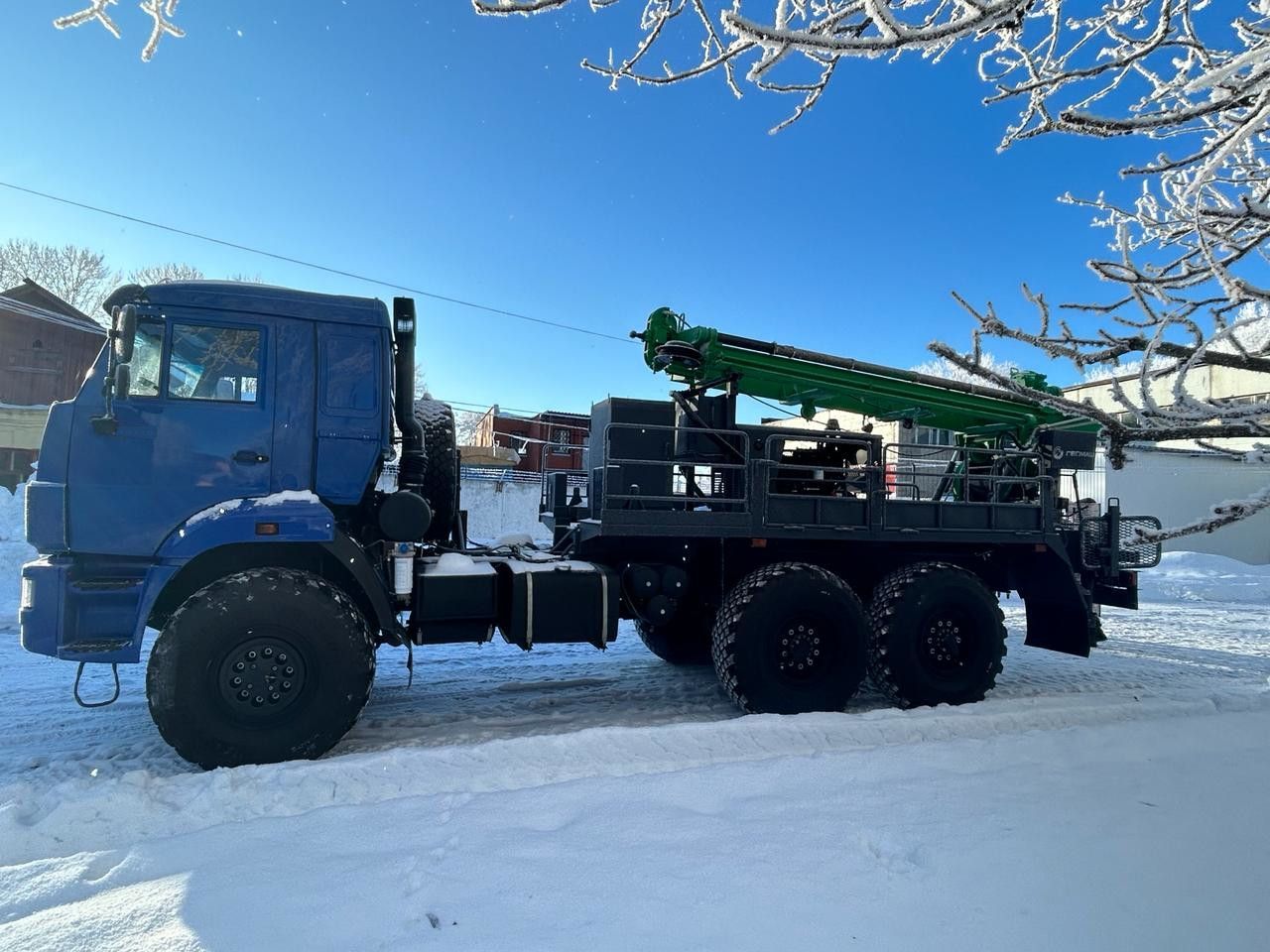 Буровая установка ПБУ-2