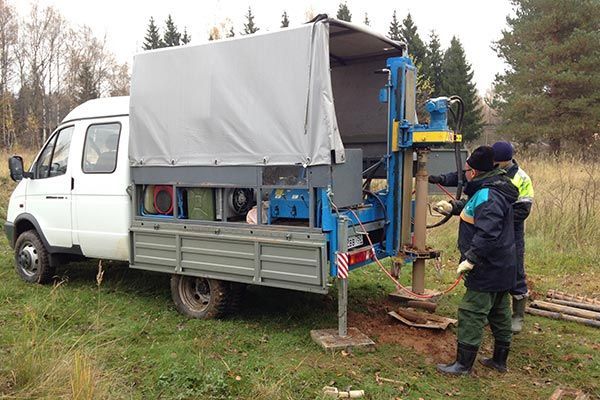 малогабаритная буровая установка в России