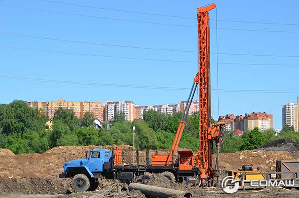 Буровая установка УРБ-210 (гидрогеология) в Казахстане