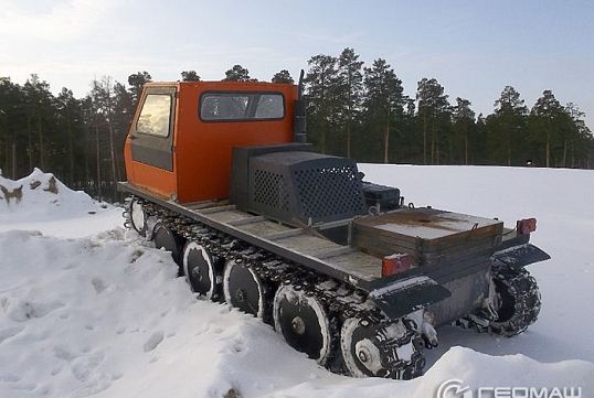 Гусеничная транспортная машина ГТМ-0,8 в Казахстане